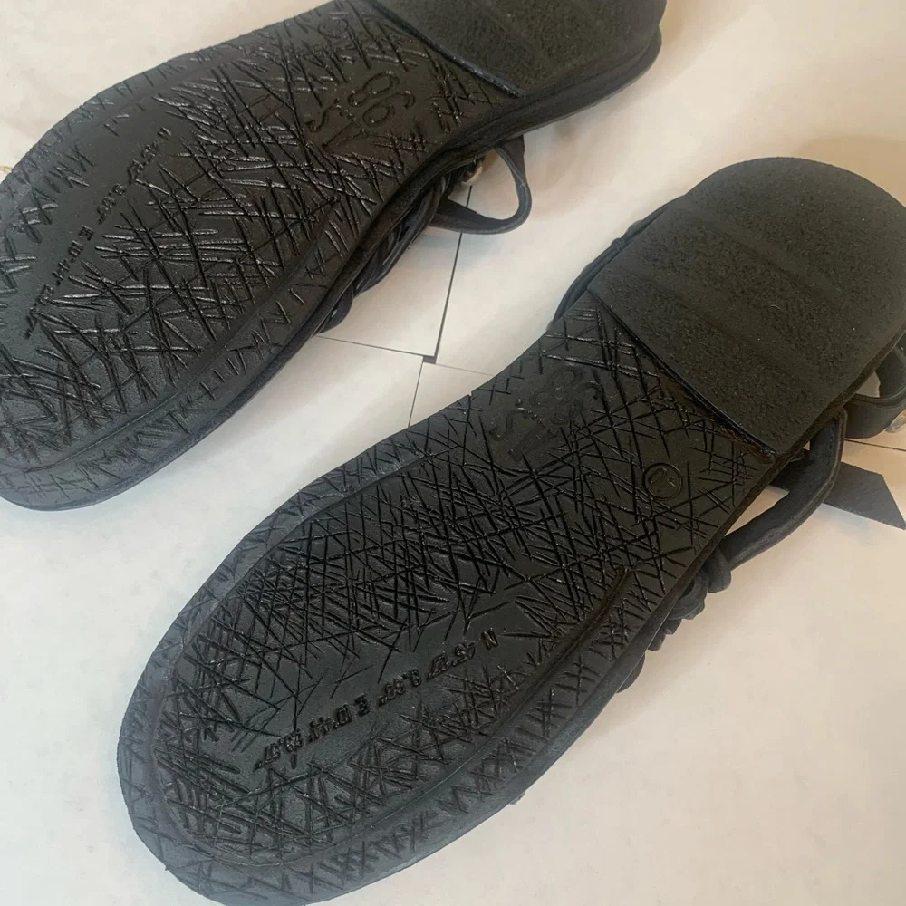 💫HP‼️💫 NWT A.S.98 - FREE PEOPLE Marin Strappy Sandals in Black/Silver, Size 8 - Picture 7 of 7